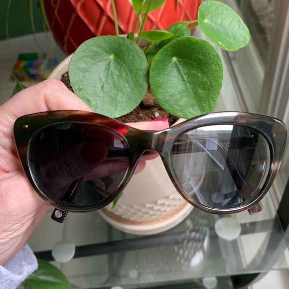 Warby Parker Accessories - Warby Parker Tilley sunglasses never worn